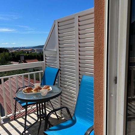 Apartment Marija 2 Near Split Каштела Екстер'єр фото