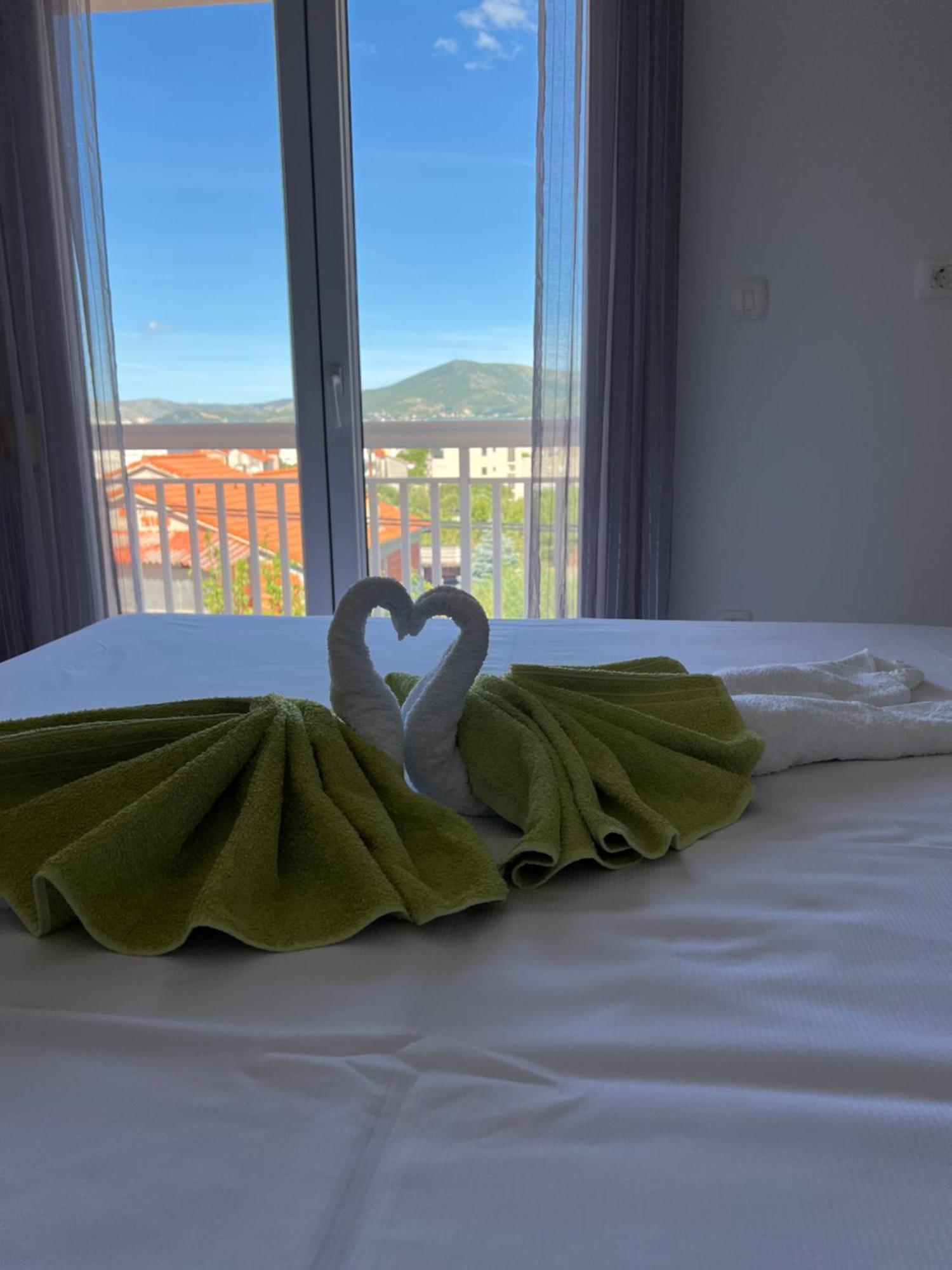 Apartment Marija 2 Near Split Каштела Екстер'єр фото