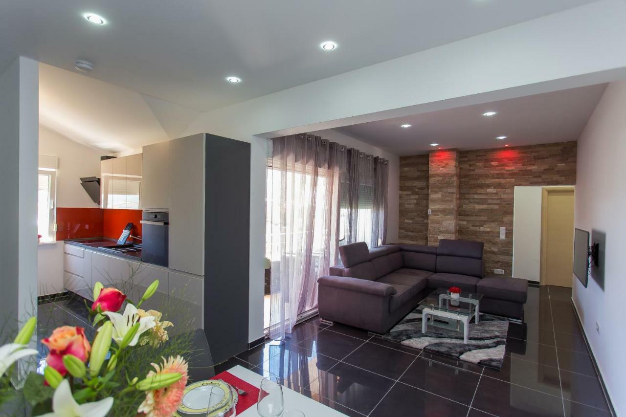 Apartment Marija 2 Near Split Каштела Екстер'єр фото
